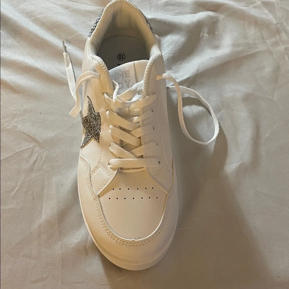 White Athletic Sneakers with Silver Glitter Star - Picture 8 of 8